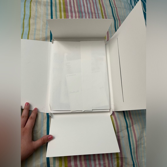 🧡 LESSERAFIM - 1ST album “Unforgiven” / “Dewy Sage” version - Picture 3 of 4